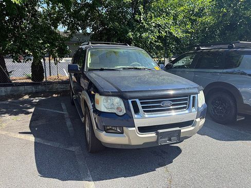 Used 2006 Ford Explorer Eddie Bauer AWD/4WD image 2