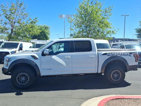 Certified 2019 Ford F150 Raptor w/ Equipment Group 802A Luxury AWD/4WD image 7