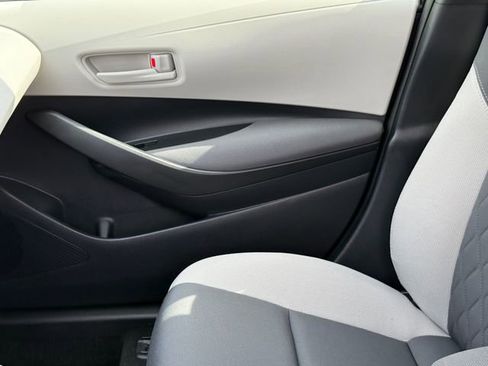 Used 2024 Toyota Corolla LE image 10