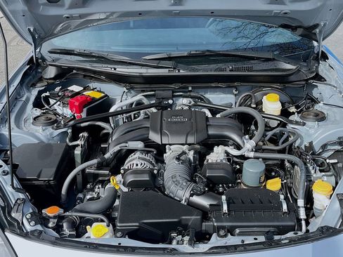 Used 2025 Toyota GR86 Premium w/ ALL Weather Mat Package (TMS) RWD image 28