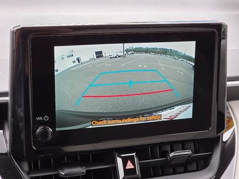 Used 2023 Toyota Corolla Cross L AWD/4WD image 30