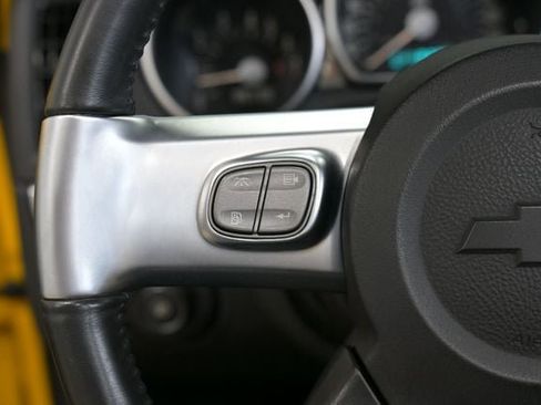 Used 2005 Chevrolet SSR w/ Preferred Equipment Group RWD image 45