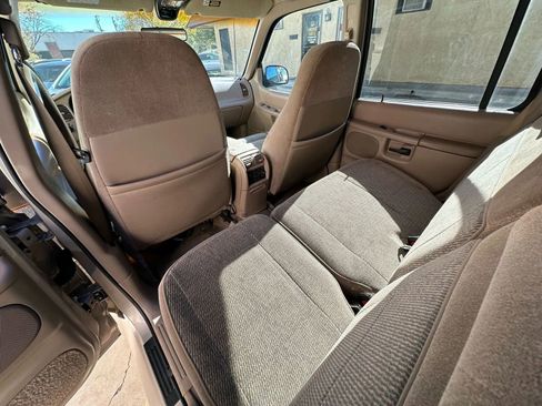 Used 1997 Ford Explorer 4WD 4-Door image 15