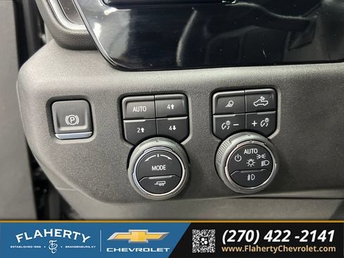 Used 2024 Chevrolet Silverado 3500 High Country AWD/4WD image 23