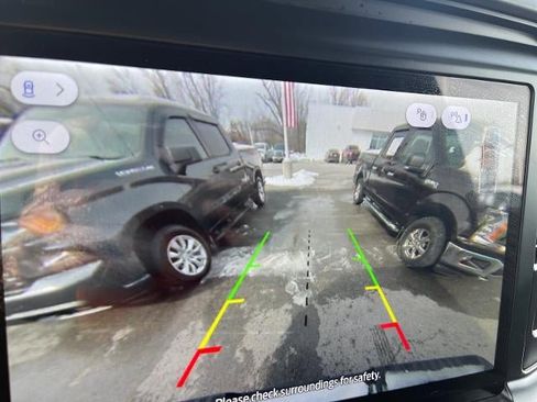 Used 2025 Ford F150 XLT w/ Equipment Group 301A Standard image 12