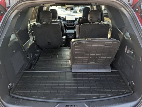 Used 2025 Ford Explorer ST AWD/4WD image 32