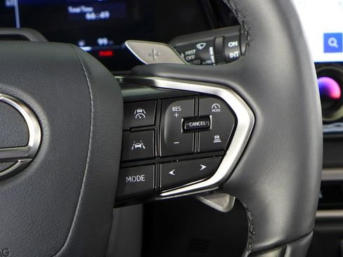 Used 2025 Lexus RX 350 Premium w/ Convenience Package FWD image 30