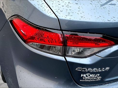 Certified 2022 Toyota Corolla LE FWD image 28