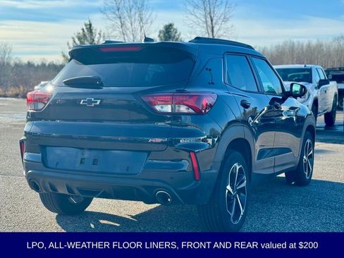 Used 2021 Chevrolet TrailBlazer RS w/ Technology Package image 7