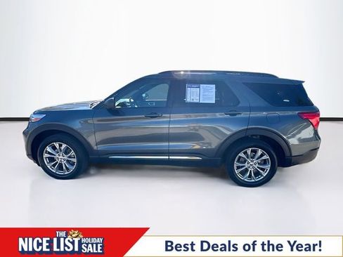 Used 2020 Ford Explorer XLT w/ Equipment Group 202A image 4