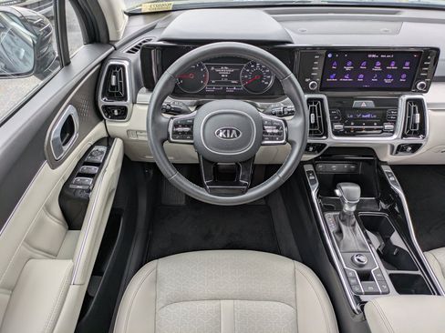 Certified 2021 Kia Sorento SX FWD image 14