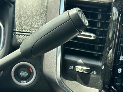New 2026 RAM 2500 Laramie AWD/4WD image 20