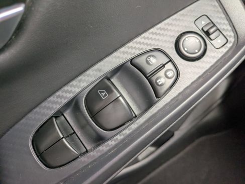 Certified 2025 Nissan Sentra SV FWD image 21