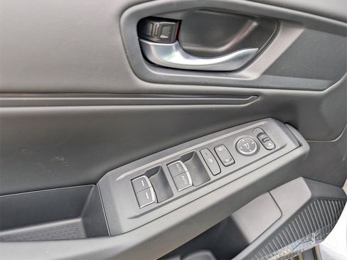 New 2025 Honda Accord SE image 9