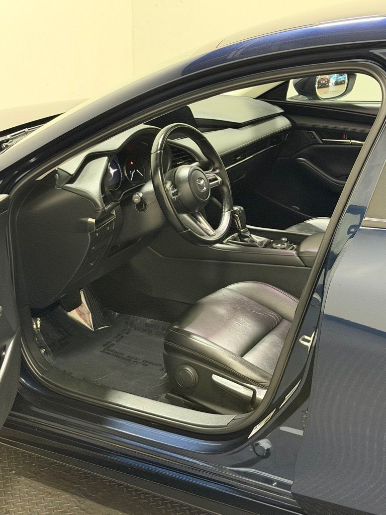 Used 2019 MAZDA MAZDA3 AWD Sedan w/ Select Package image 8