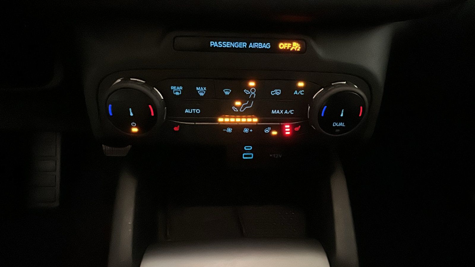 Used 2022 Ford Bronco Sport Outer Banks w/ Tech Package AWD/4WD image 26