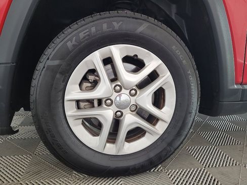 Used 2018 Jeep Compass Sport FWD image 31