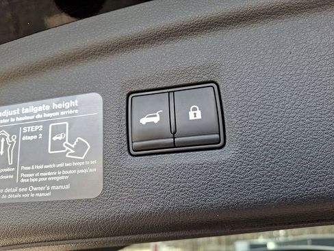 Used 2023 INFINITI QX50 Luxe image 30