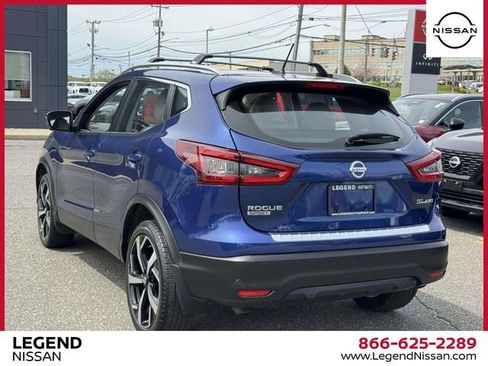 Used 2022 Nissan Rogue Sport SL AWD/4WD image 5