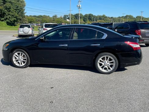 Used 2009 Nissan Maxima 3.5 SV w/ Cold Pkg FWD image 18