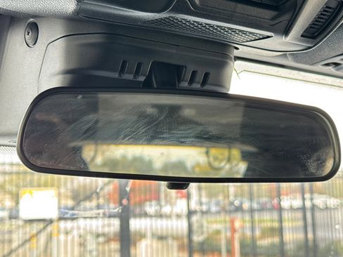 Used 2024 Jeep Wrangler Sport S image 25