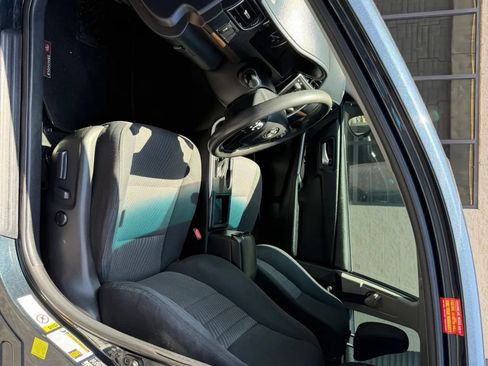 Used 2017 Toyota Camry LE FWD image 22