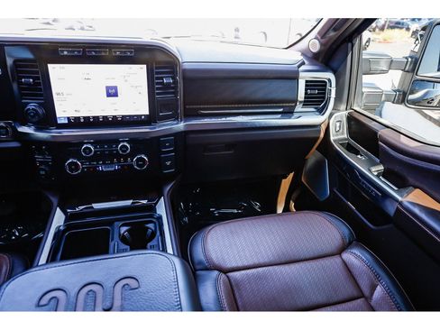 Used 2024 Ford F450 King Ranch w/ FX4 Off-Road Package AWD/4WD image 16