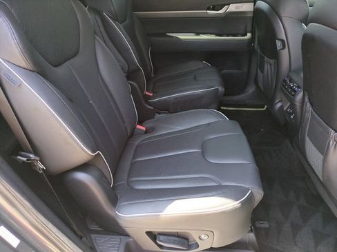 Used 2024 Hyundai Palisade SEL w/ Premium Package FWD image 17