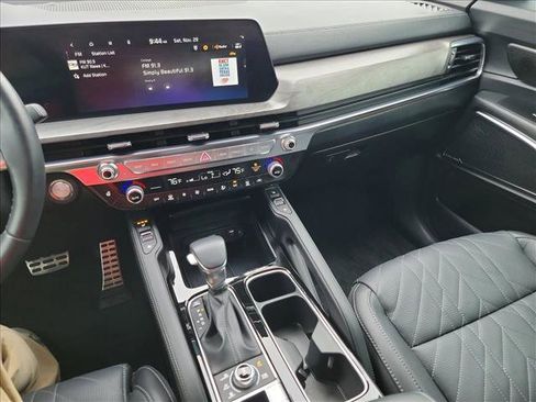 Used 2025 Kia Telluride SX Prestige X-Line image 22