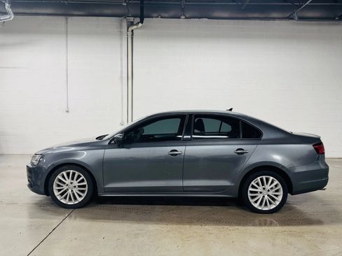 Used 2012 Volkswagen Jetta SEL FWD image 5
