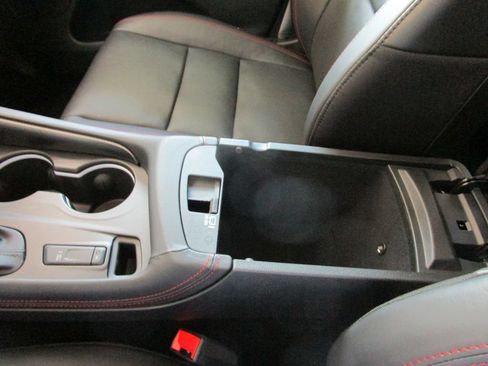 Used 2025 Dodge Durango R/T AWD/4WD image 44