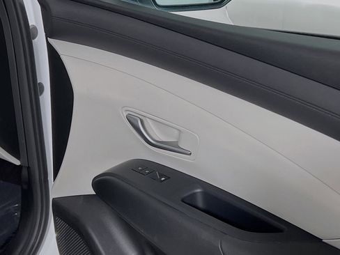 Used 2025 Hyundai Tucson SEL FWD image 31