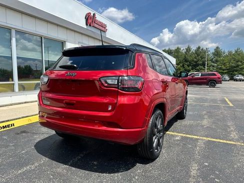 Used 2024 Jeep Compass Limited w/ High Altitude Package AWD/4WD image 6