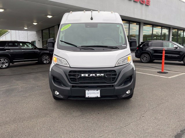 Used 2025 RAM ProMaster 2500 w/ Convenience Group FWD image 2