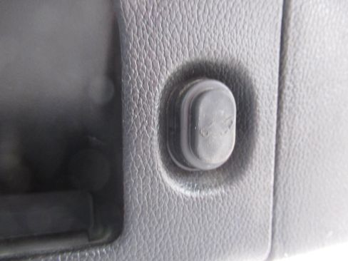 Used 2017 GMC Yukon Denali w/ Open Road Package image 15