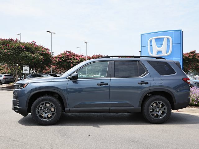 New 2026 Honda Pilot TrailSport image 6