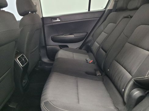 Used 2017 Kia Sportage LX AWD/4WD image 18