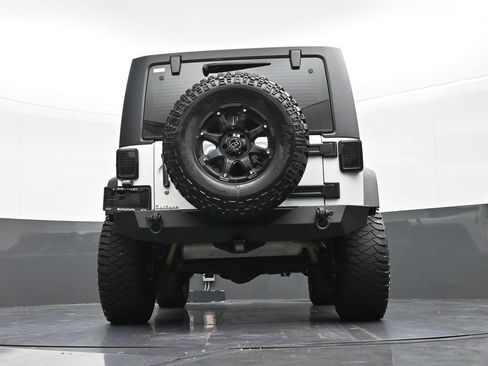 Used 2017 Jeep Wrangler Sport w/ Quick Order Package 24S AWD/4WD image 23