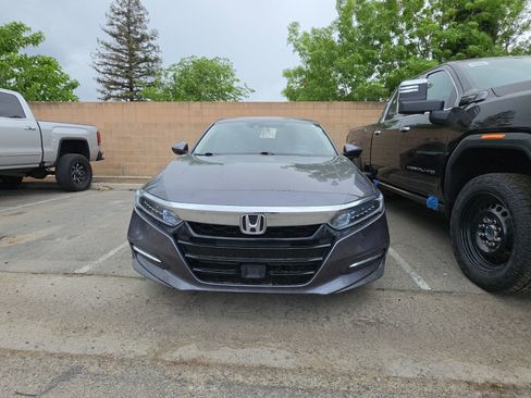 Used 2018 Honda Accord Hybrid image 2