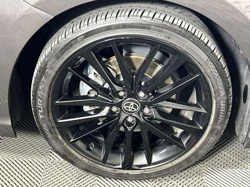 Used 2023 Toyota Camry XSE image 9