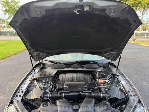 Used 2017 Jaguar XJ R-Sport RWD image 82