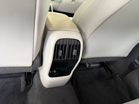 Used 2025 Hyundai Kona SEL image 24