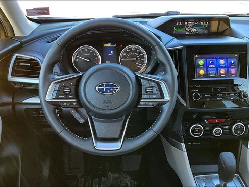Used 2023 Subaru Forester Premium image 5