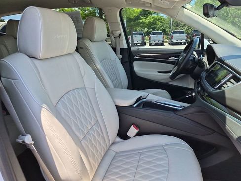 Used 2023 Buick Enclave Avenir w/ Avenir Technology Package FWD image 38