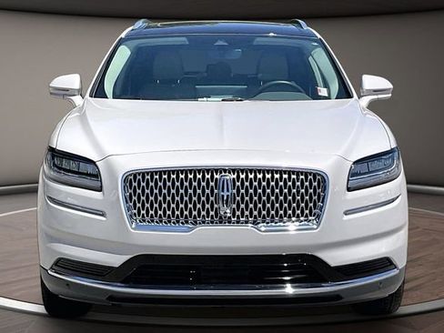 Used 2022 Lincoln Nautilus Reserve w/ Equipment Group 201A AWD/4WD image 3