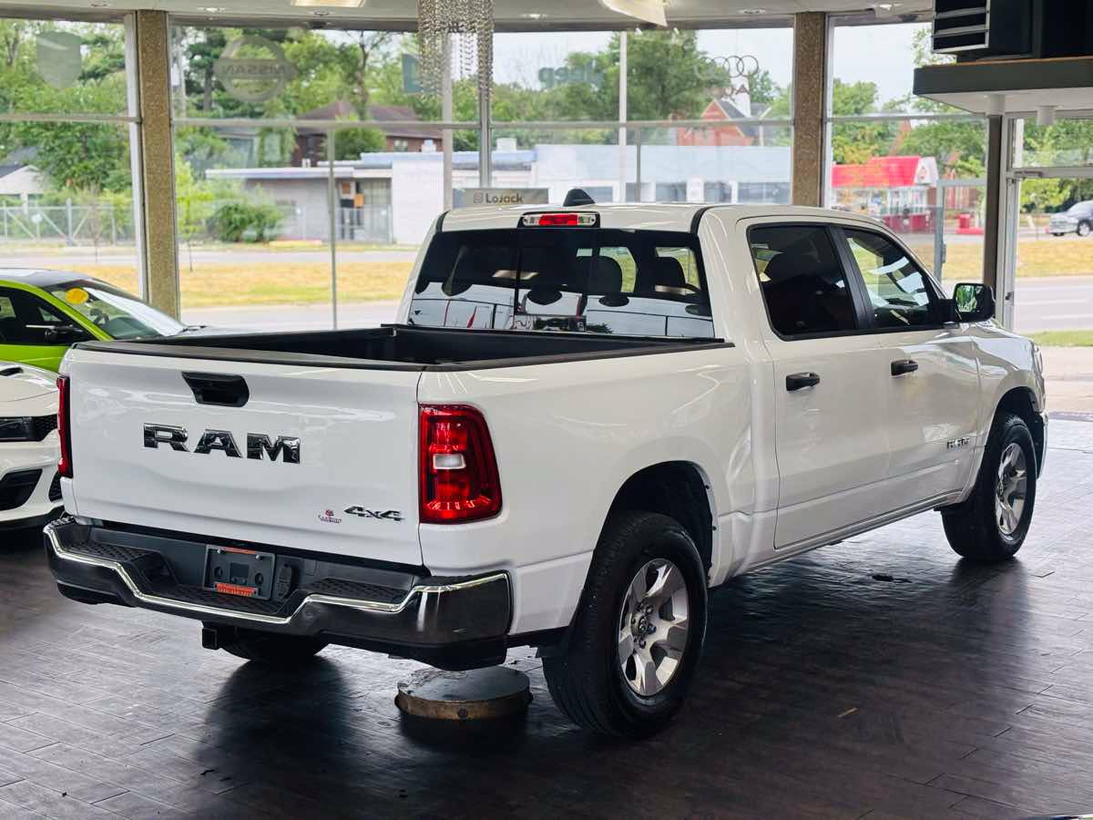 Used 2025 RAM 1500 Tradesman AWD/4WD image 7