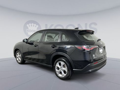 Used 2023 Honda HR-V LX image 8