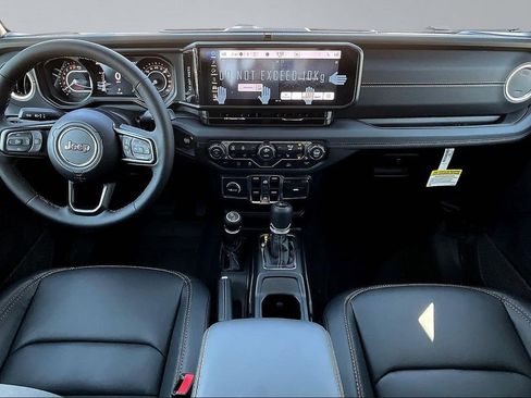 New 2026 Jeep Gladiator Sport image 9