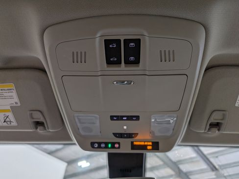 Used 2020 Buick Envision Premium w/ Driver Confidence Package image 26