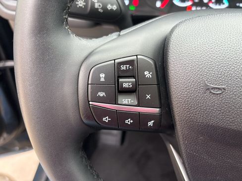 Used 2022 Ford Escape SE w/ SE Sport Appearance Package FWD image 13